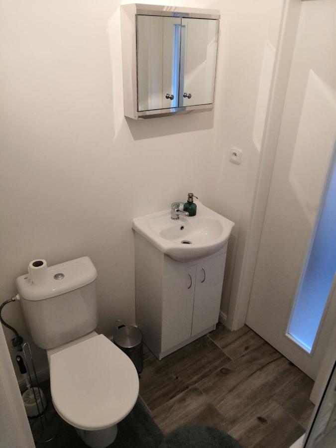 Vehlovice Apartments Mělník 外观 照片